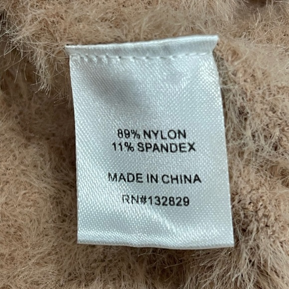 House of Harlow 1960 Revolve Camel Alicia Fuzzy Crop Sweater S - Picture 7 of 9